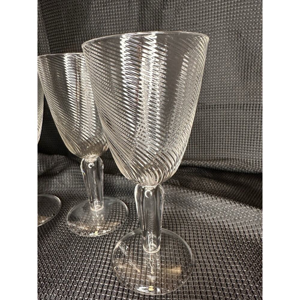 4 Pcs Acrylic Stemmed Wine Glasses Shatterproof Unbreakable Barware Outdoor